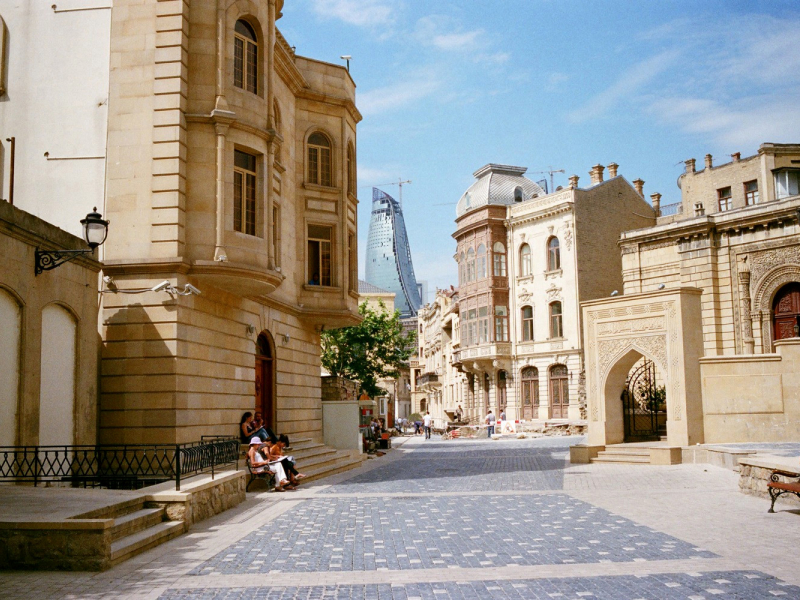 БАКУ - город контрастов и впечатлений — изображение 7